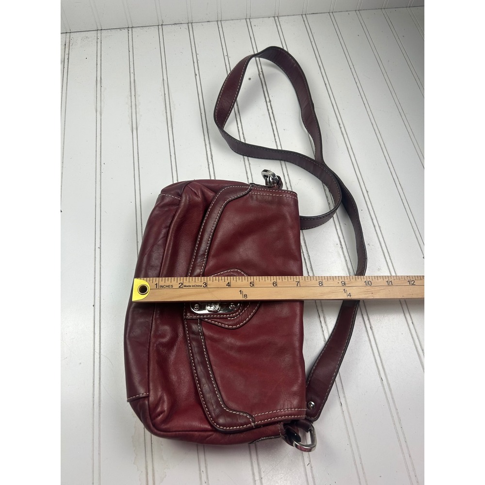 Sophia Caperelli Vintage Y2K 2000's Red Genuine Leather Small Shoulder Handbag - Picture 13 of 14